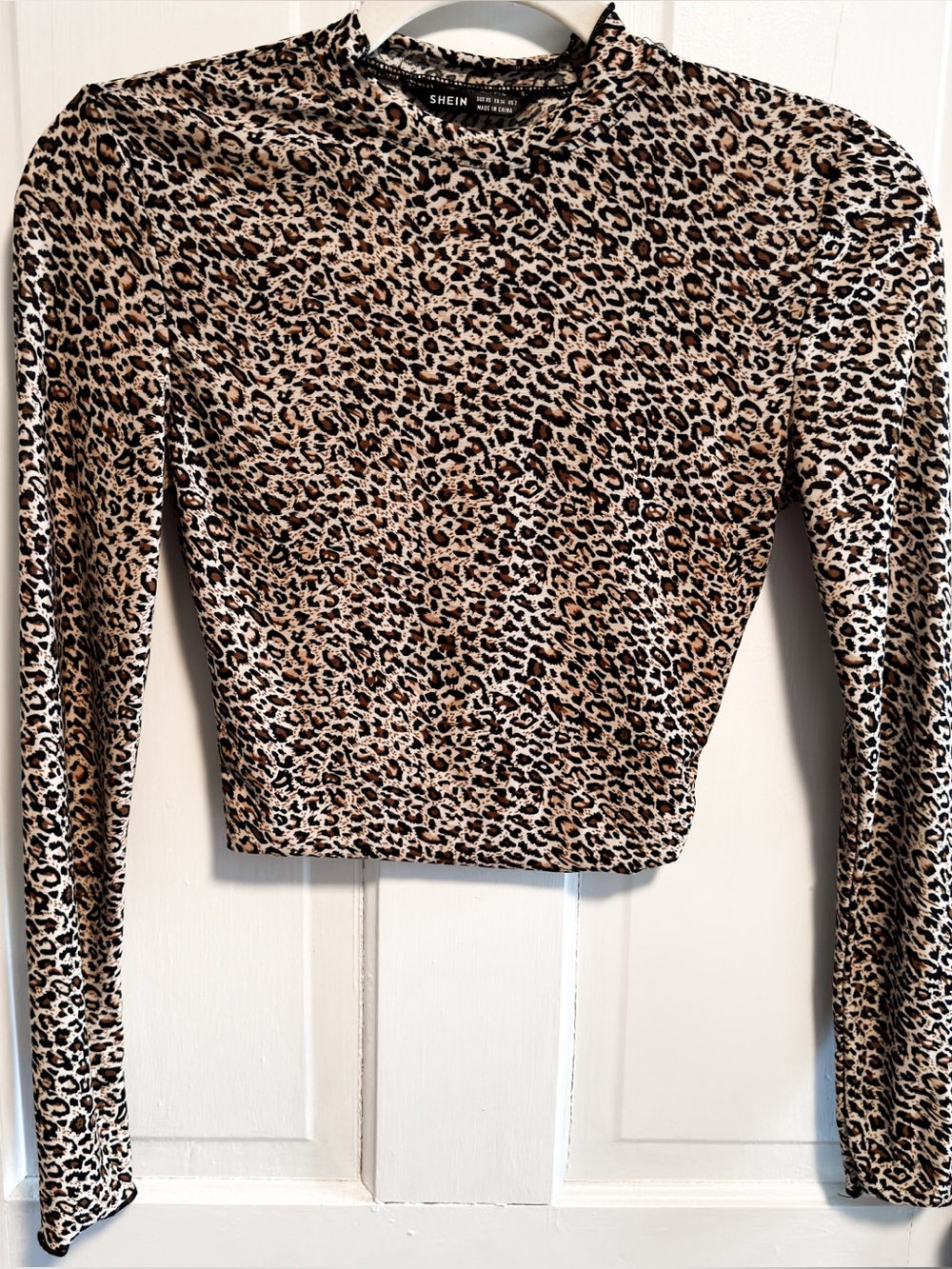 SHEIN Leopard Print Long Sleeve Cropped Top - Beige & Black